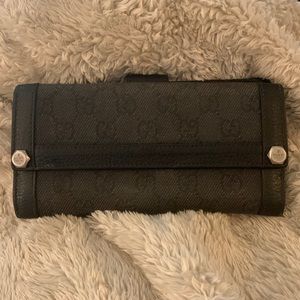 Authentic black Gucci wallet